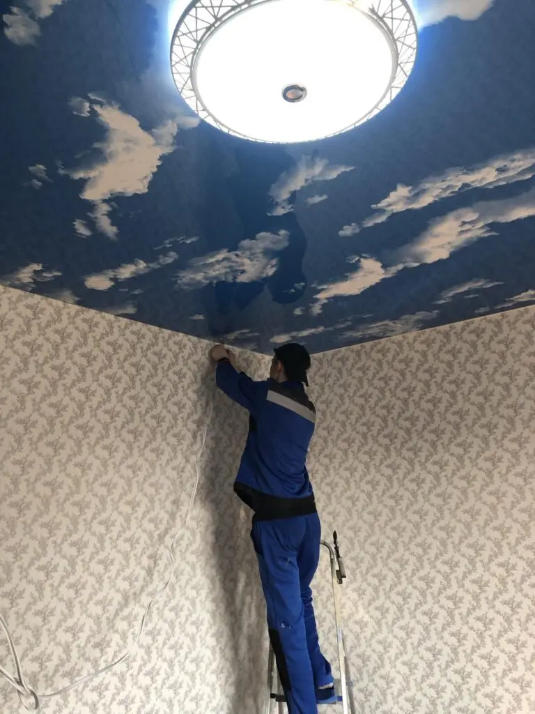 Монтаж натяжного потолка